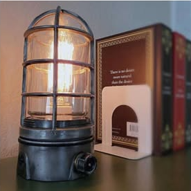 desk top light-cage lamp, USB port