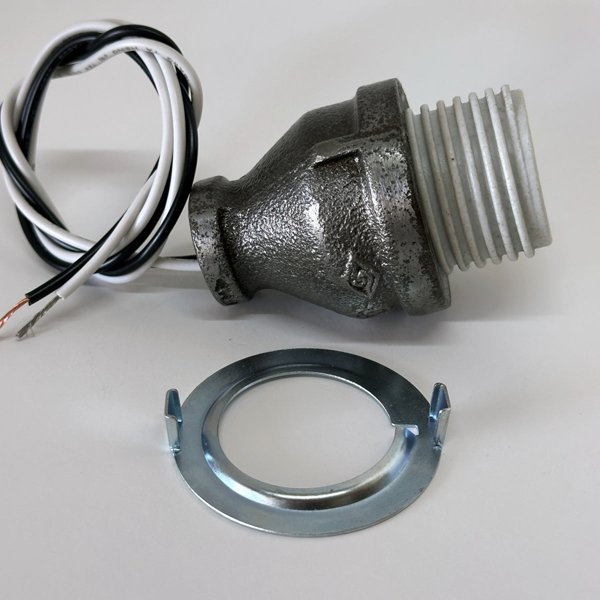 Shade Ready Socket - Build your own Pendant Light