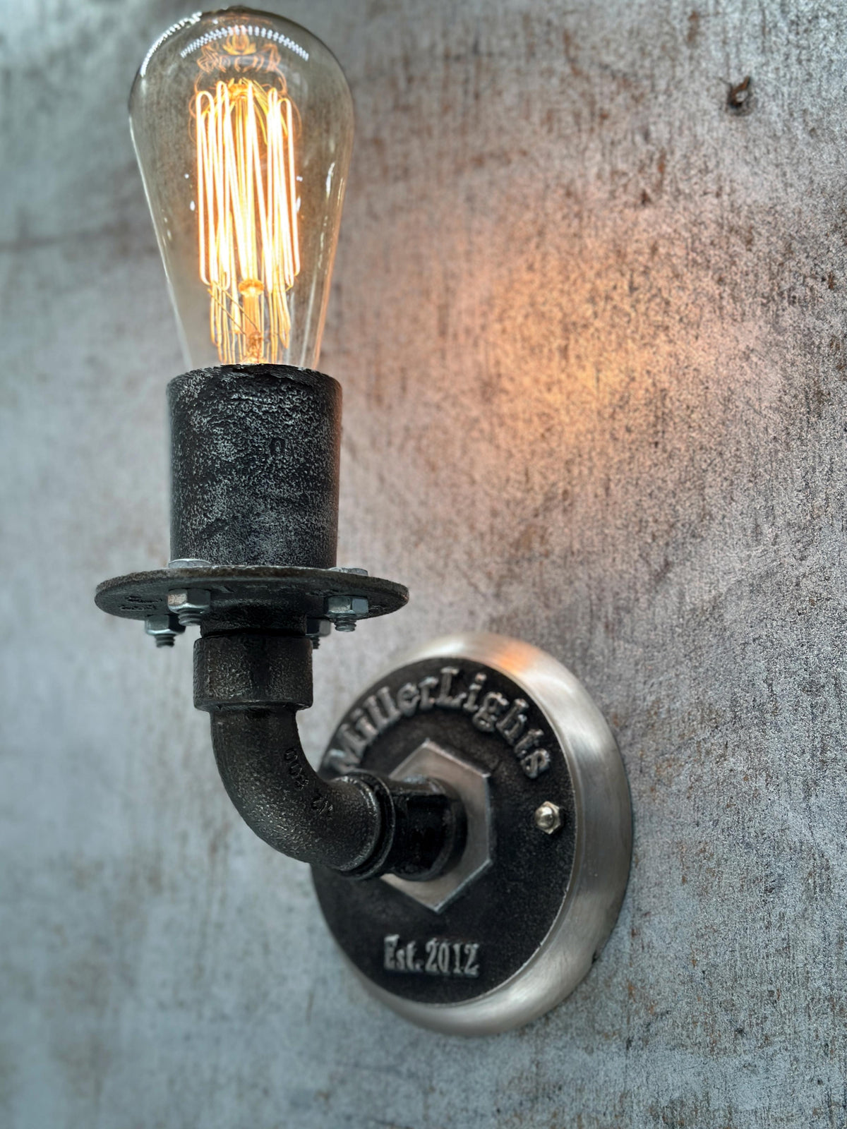 Aiwen 7.08 in W 1 Light Black Industrial Incandescent Wall Sconce US WS BD BI01 at Aiwen 7.08 in W 1 Light Black Industrial Incandescent Wall Sconce US WS BD BI01 at