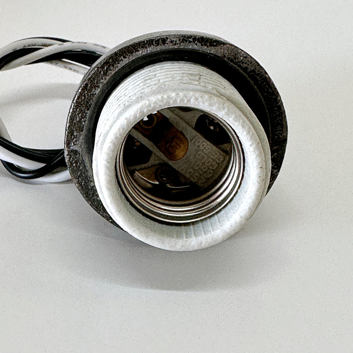 Shade Ready Socket - Build your own Pendant Light